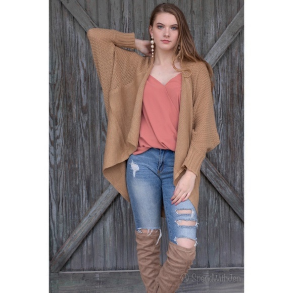 Oversized Batwing Khaki Cardigan Shrug Sweater - Picture 3 of 8
